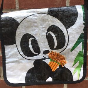 Rebagz panda 🐼 messenger bag